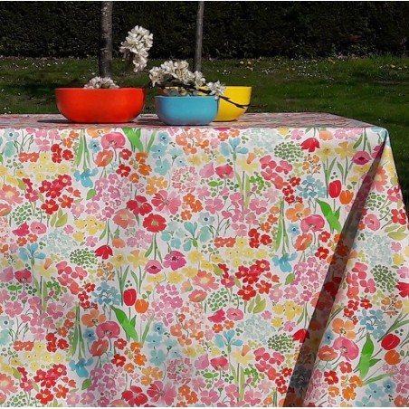 Tissu en coton enduit Jardin fleuri corail Tissu en coton enduit Jardin fleuri corail