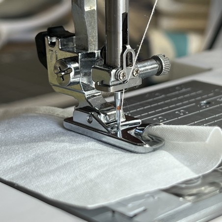 set Pieds D1 et D2 ourlet roulotté 4mm et 6mm  Janome 7mm
